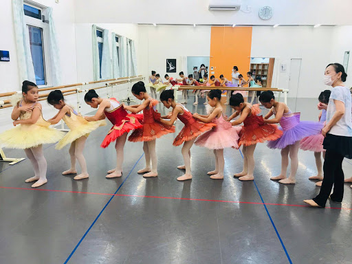 ダンススクール アイラ・バレエシアター